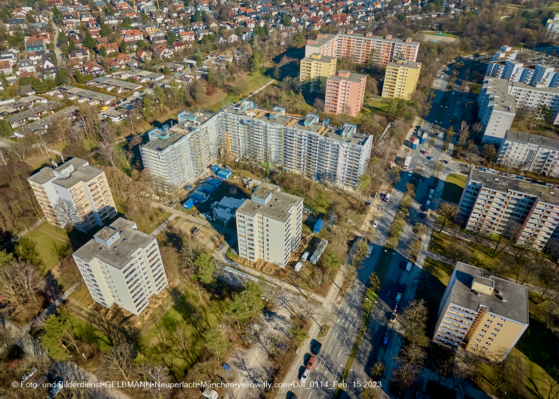 15.02.2023 - Sanierung am Kar-Marx-Ring 11-21 in Neuperlach